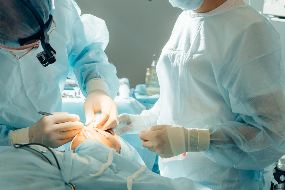 Cirurgia plástica reparadora negada pelo plano de saúde: é possível reverter judicialmente?